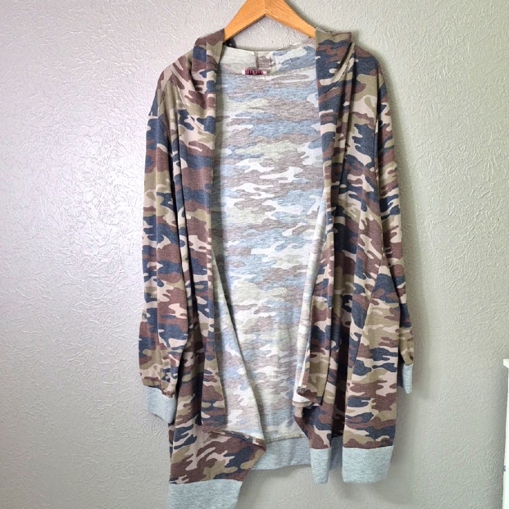 Andree Women Camouflage Angel‎ Wings Over-sized Hoodie Hooded Cardigan BoxD